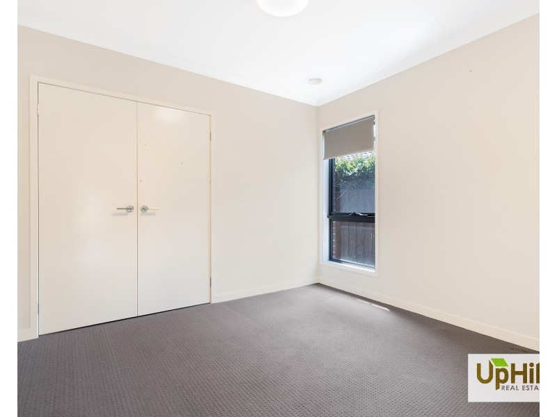 61 Grandstand Crescent, Clyde North VIC 3978