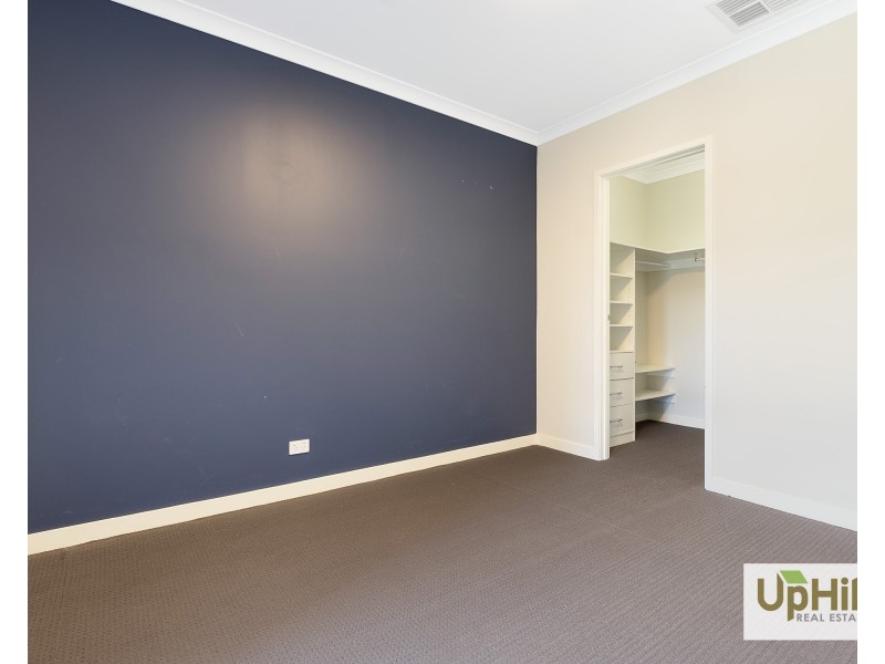 61 Grandstand Crescent, Clyde North VIC 3978