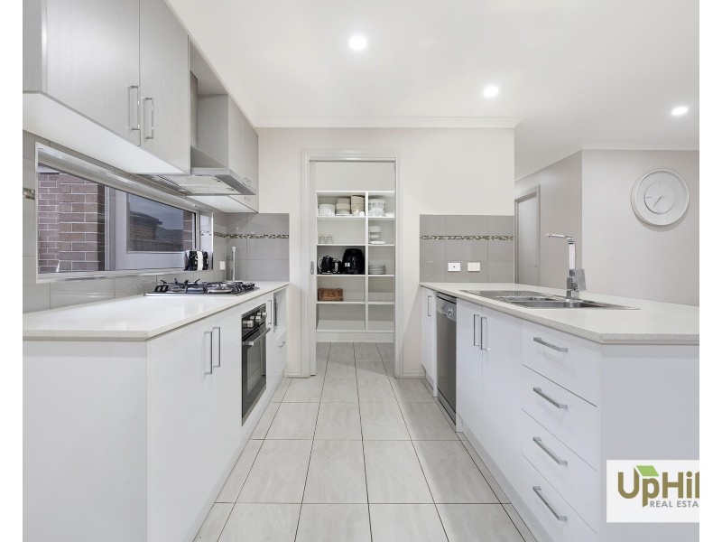 26 Barcelona Avenue, Clyde North VIC 3978