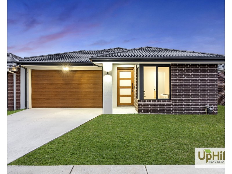 14 Lavello Street, Clyde VIC 3978