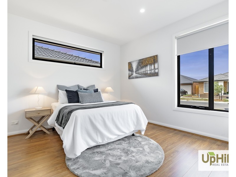 14 Lavello Street, Clyde VIC 3978