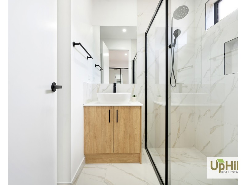 14 Lavello Street, Clyde VIC 3978