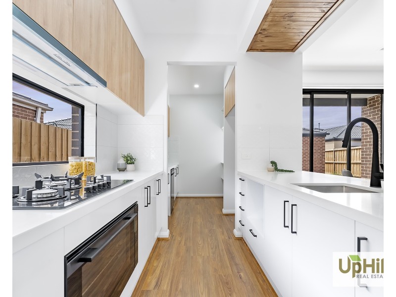 14 Lavello Street, Clyde VIC 3978