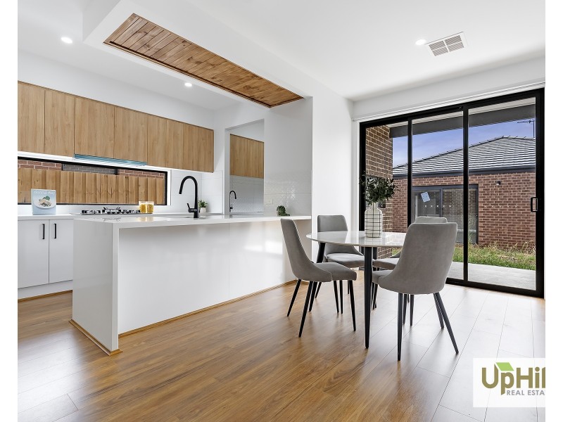 14 Lavello Street, Clyde VIC 3978