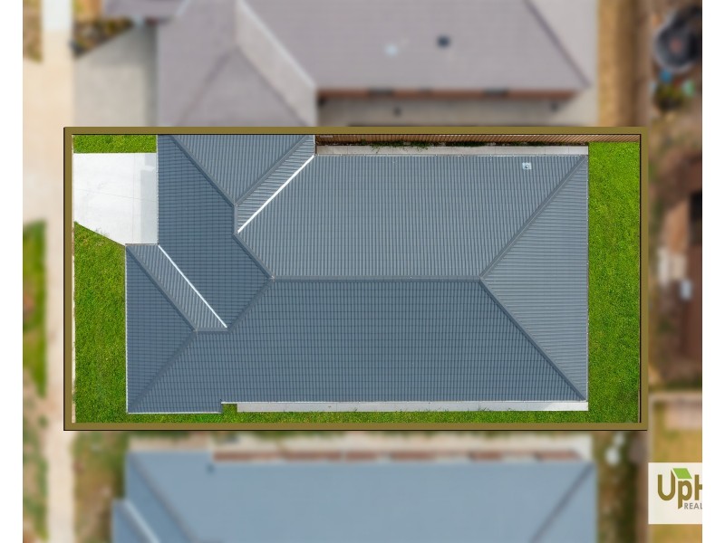 14 Lavello Street, Clyde VIC 3978