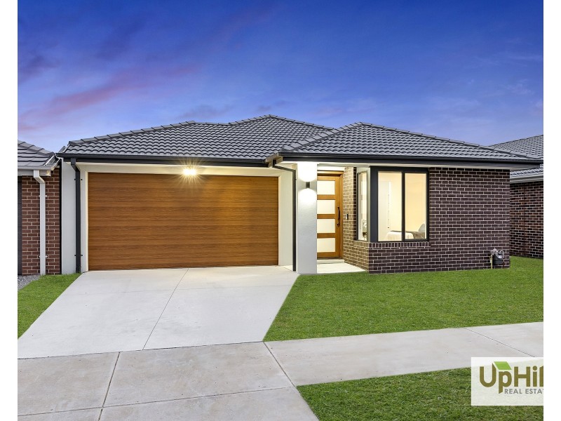 14 Lavello Street, Clyde VIC 3978