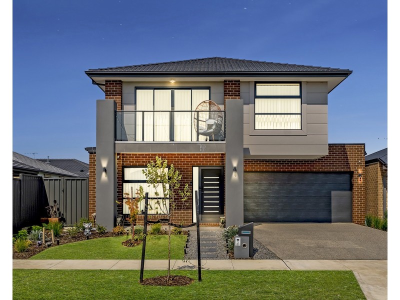 3 Mocha Gr, Clyde North VIC 3978