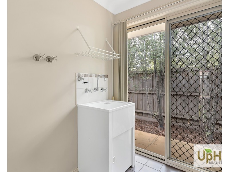 25 Eucumbene Drive, Berwick VIC 3806