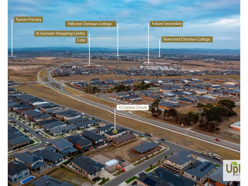 72 Carora Circuit, Clyde North VIC 3978