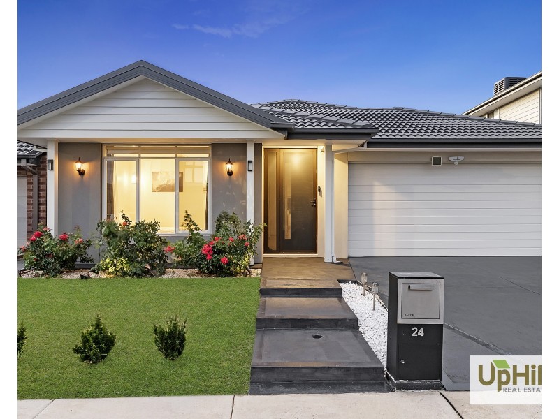 24 Praiano Avenue, Berwick VIC 3806