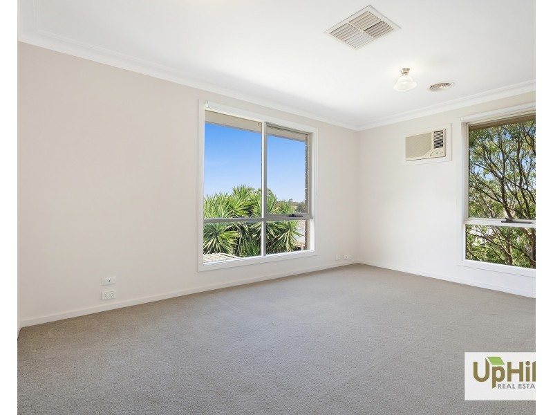 84 Courtenay Avenue, Cranbourne North VIC 3977