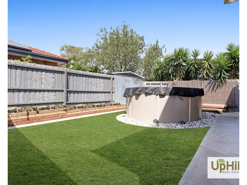 84 Courtenay Avenue, Cranbourne North VIC 3977