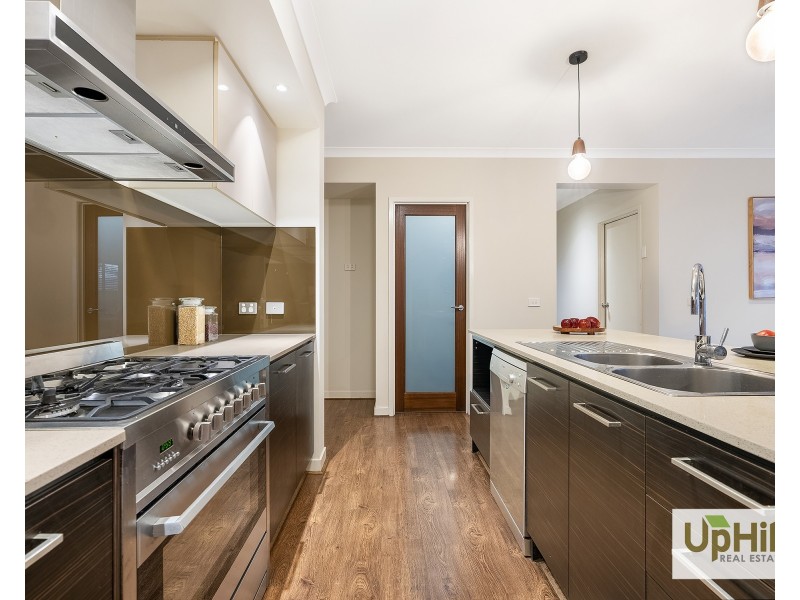 58 Wilkiea Crescent, Cranbourne North VIC 3977