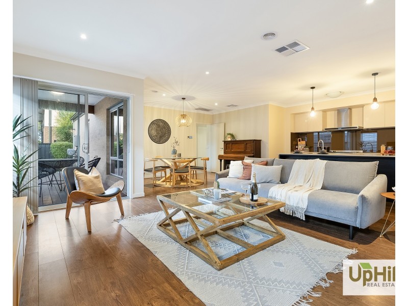 58 Wilkiea Crescent, Cranbourne North VIC 3977