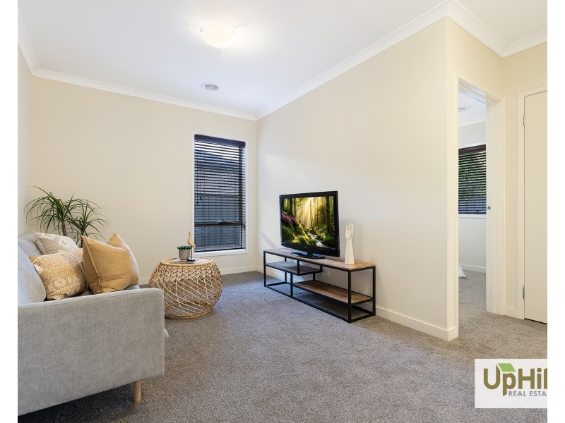 58 Wilkiea Crescent, Cranbourne North VIC 3977