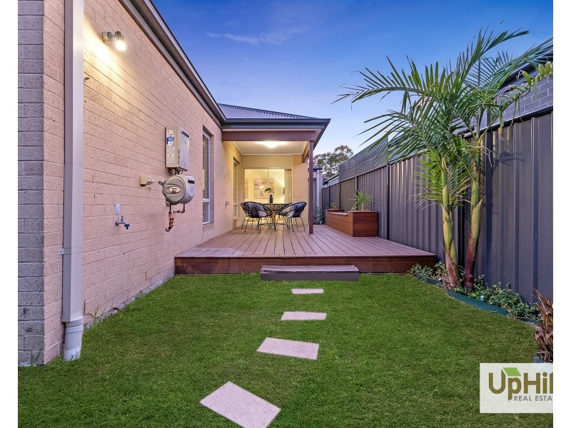 58 Wilkiea Crescent, Cranbourne North VIC 3977