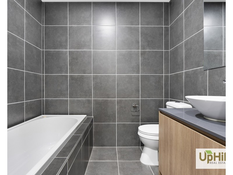 3 Mortdale Lane, Clyde North VIC 3978