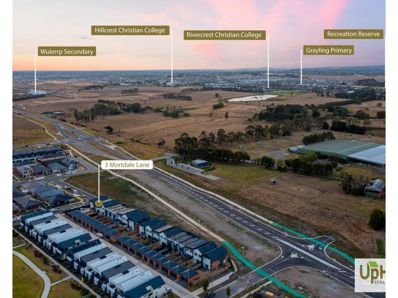 3 Mortdale Lane, Clyde North VIC 3978