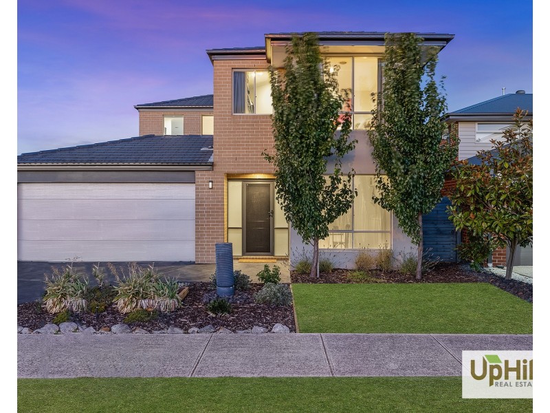 15  Tideswell Street, Clyde North VIC 3978