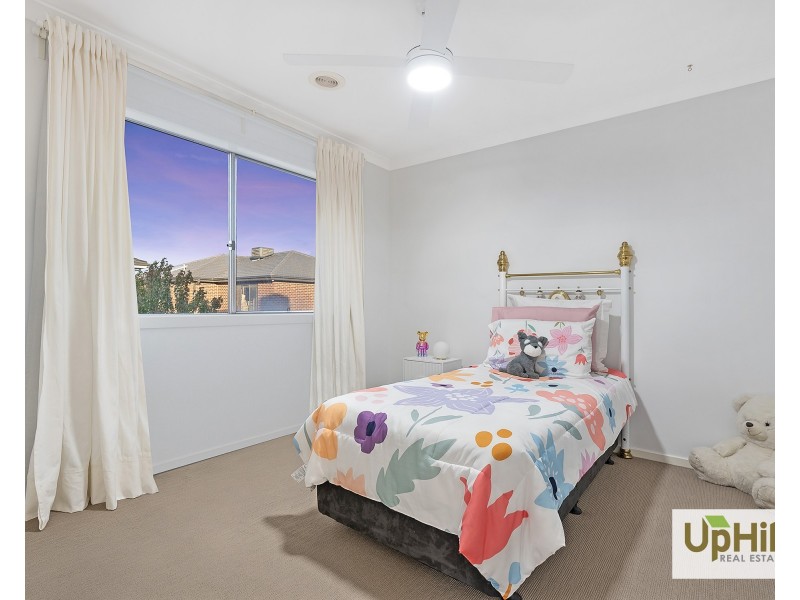 15  Tideswell Street, Clyde North VIC 3978
