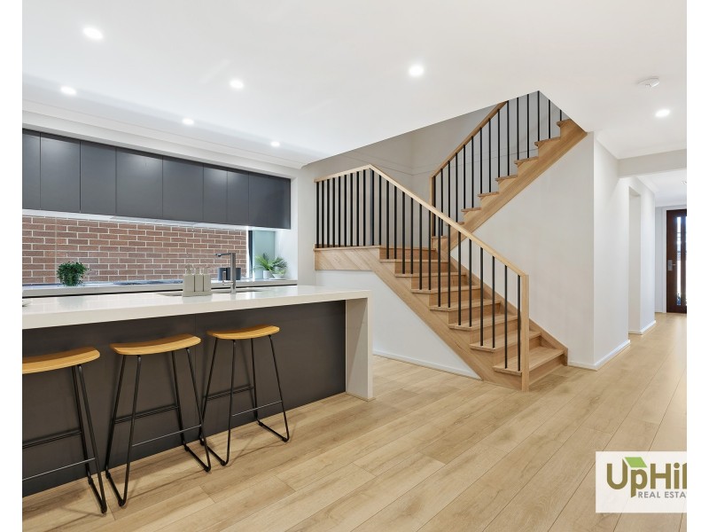 28 Woolly Parade, Clyde North VIC 3978