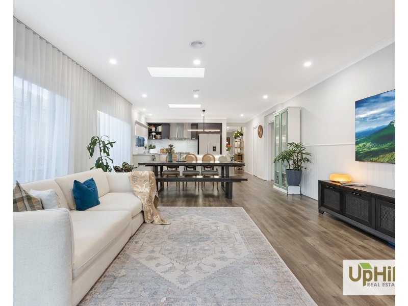 11 Fairweather Street, Clyde VIC 3978