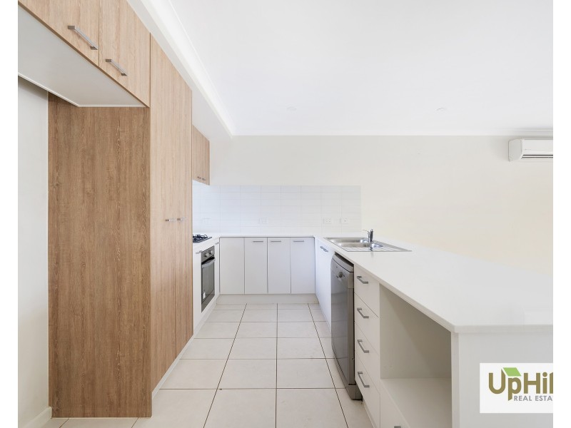 4 Nunkeri Court, Clyde North VIC 3978