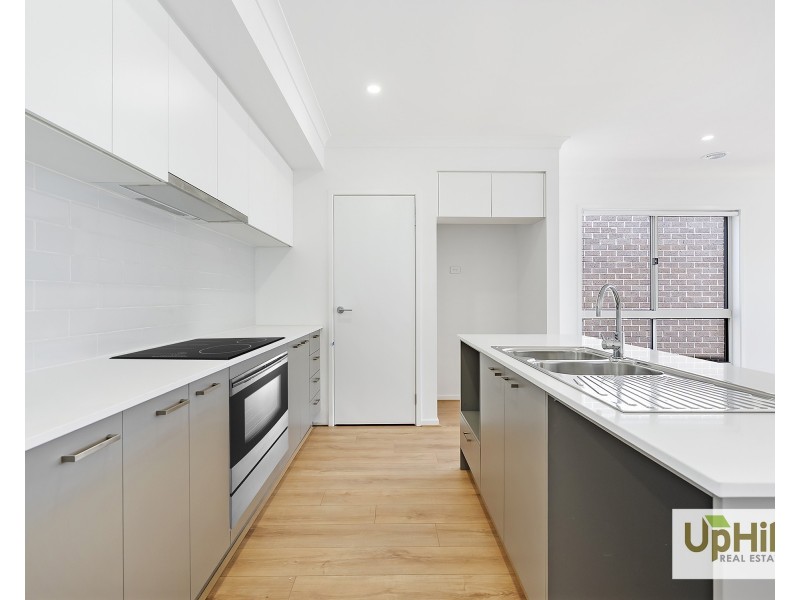 11 Taranto Street, Clyde VIC 3978