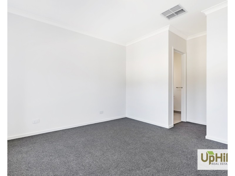 11 Taranto Street, Clyde VIC 3978
