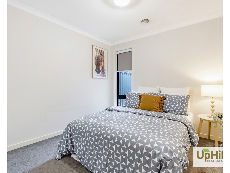 144 Lineham Drive, Cranbourne East VIC 3977