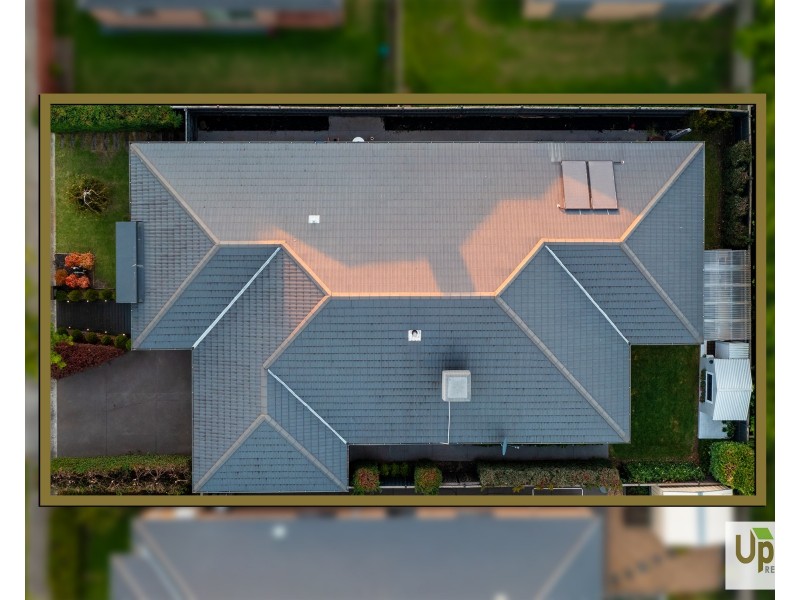 3 Lothbury Drive, Clyde North VIC 3978