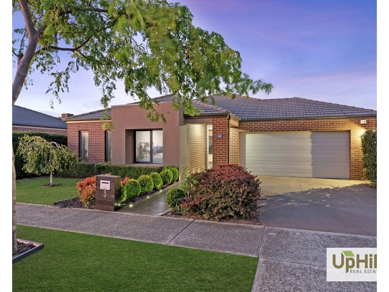 3 Lothbury Drive, Clyde North VIC 3978