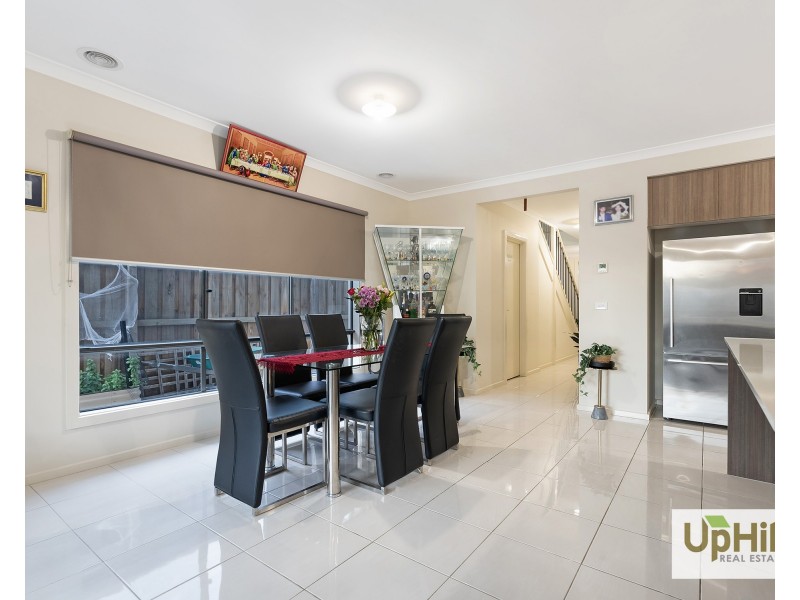 19 Camaro Drive, Cranbourne East VIC 3977