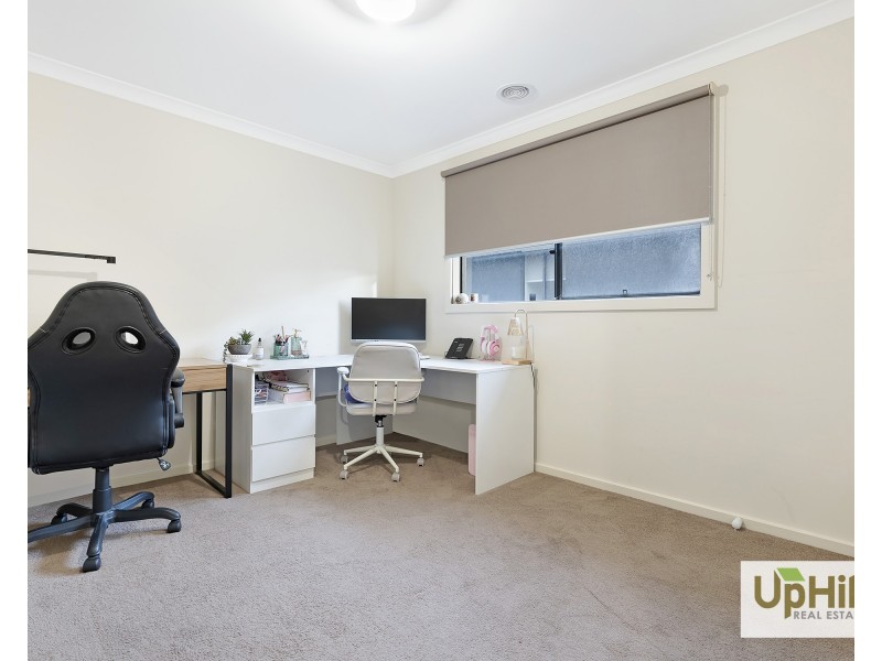 19 Camaro Drive, Cranbourne East VIC 3977