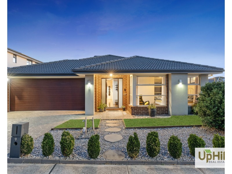 9 Union Street, Clyde North VIC 3978