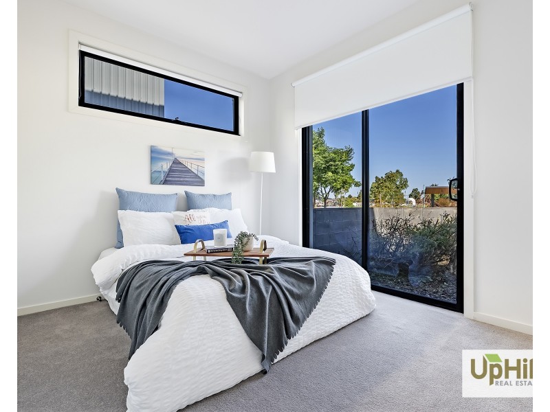 29 Villager St, Cranbourne East VIC 3977