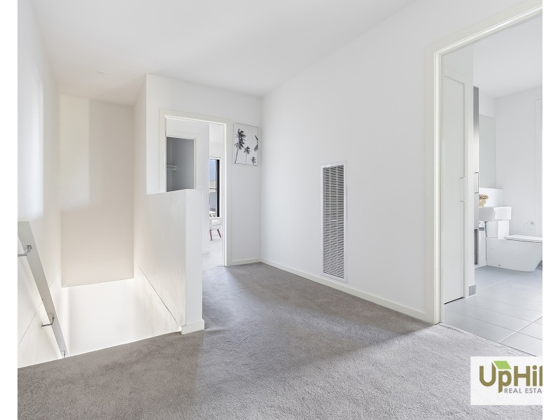 29 Villager St, Cranbourne East VIC 3977