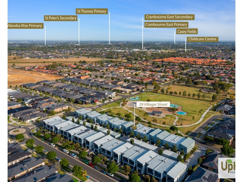 29 Villager St, Cranbourne East VIC 3977