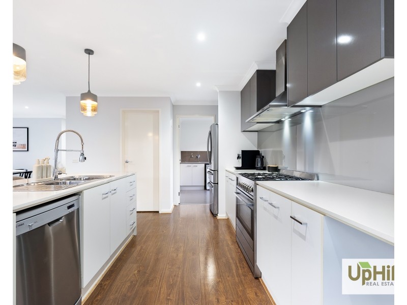 58 Elmtree Crescent, Clyde North VIC 3978
