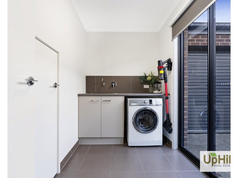 58 Elmtree Crescent, Clyde North VIC 3978
