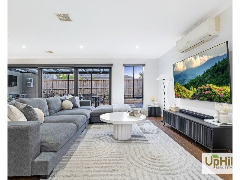 58 Elmtree Crescent, Clyde North VIC 3978