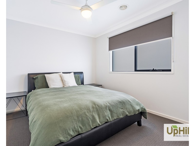 58 Elmtree Crescent, Clyde North VIC 3978