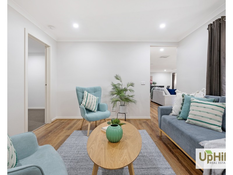 20 Yellow Robin Circuit, Cranbourne East VIC 3977