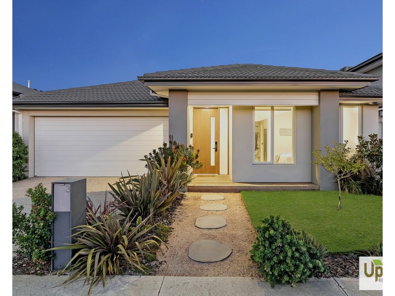 3 Flemenco Way, Clyde VIC 3978