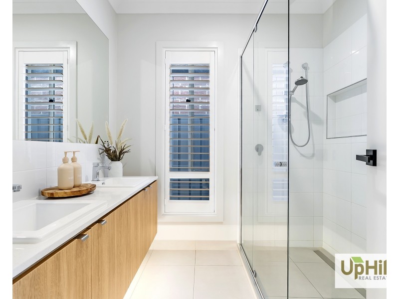 3 Flemenco Way, Clyde VIC 3978