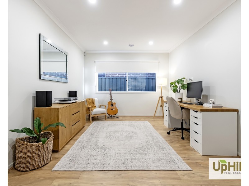3 Flemenco Way, Clyde VIC 3978
