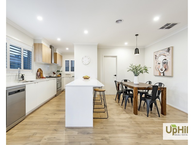 3 Flemenco Way, Clyde VIC 3978