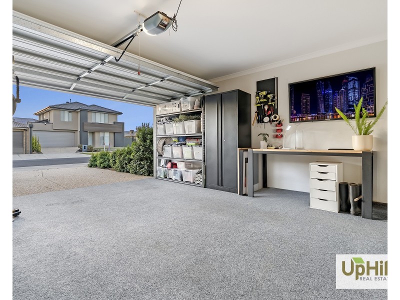 3 Flemenco Way, Clyde VIC 3978