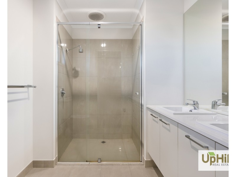 39 Plymouth Boulevard, Clyde North VIC 3978
