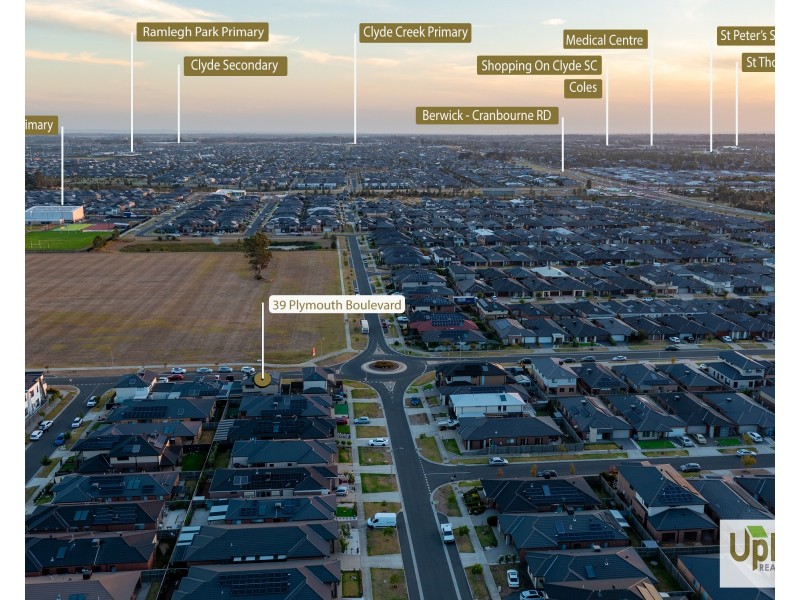39 Plymouth Boulevard, Clyde North VIC 3978